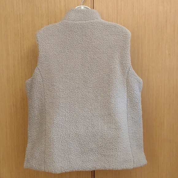 Nuvano SZ XL Grey Poly Zip Front Vest. - Picture 2 of 8